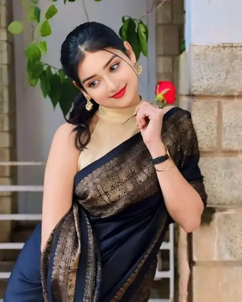 VIP Call Girl Vadodara