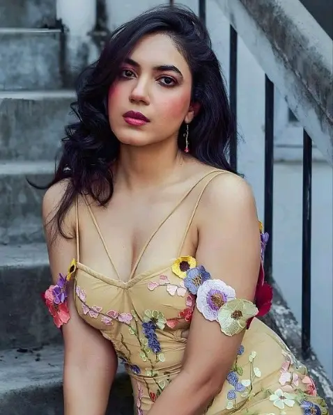 Book Call Girl in Vadodara